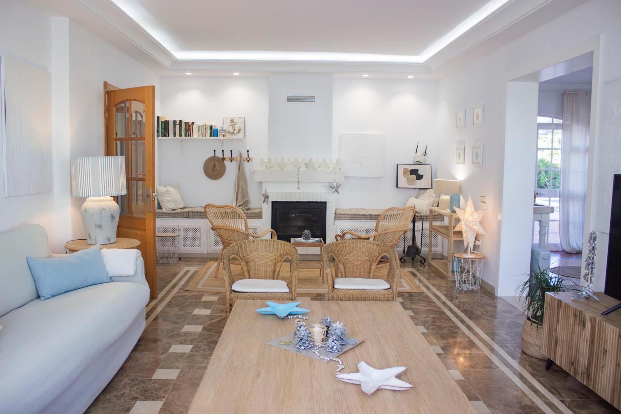 Luxury Style Aurora